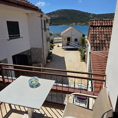 Apartmán Tri Palme *