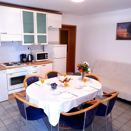 Apartmán Tri Palme Vinišće