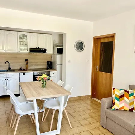 Tri Palme Apartmán