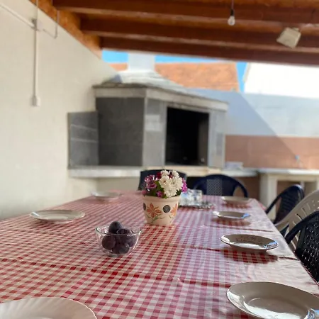 Tri Palme Apartmán *